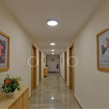 호텔 Hotel-restaurant-vinothek Felix Sommer