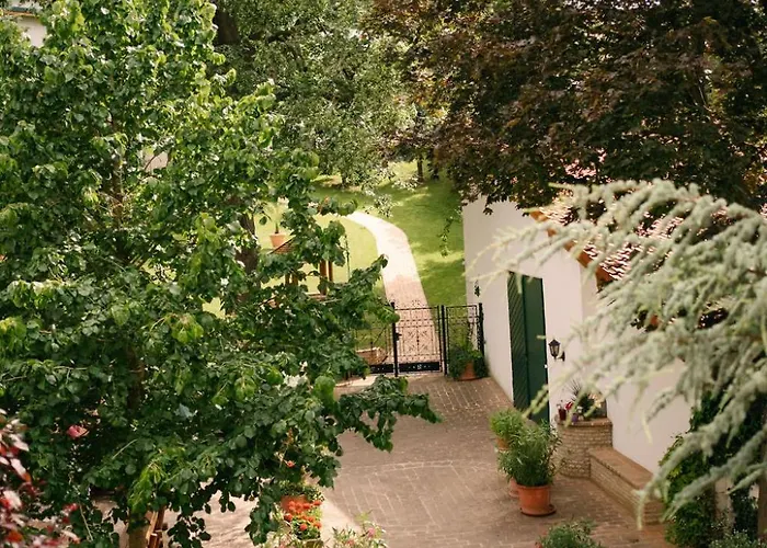 Hotel-restaurant-vinothek Felix Sommer Hotel 3*